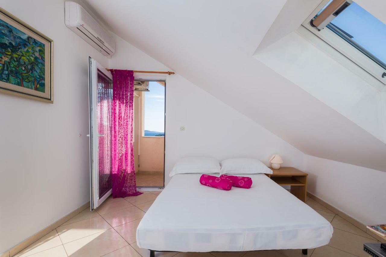 Apartments Villa Vallum Bol Ngoại thất bức ảnh