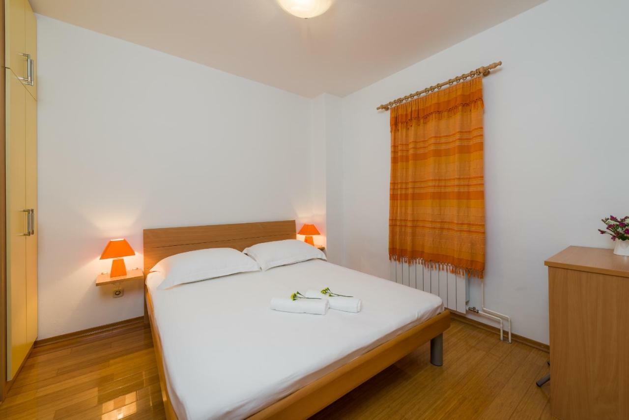 Apartments Villa Vallum Bol Ngoại thất bức ảnh