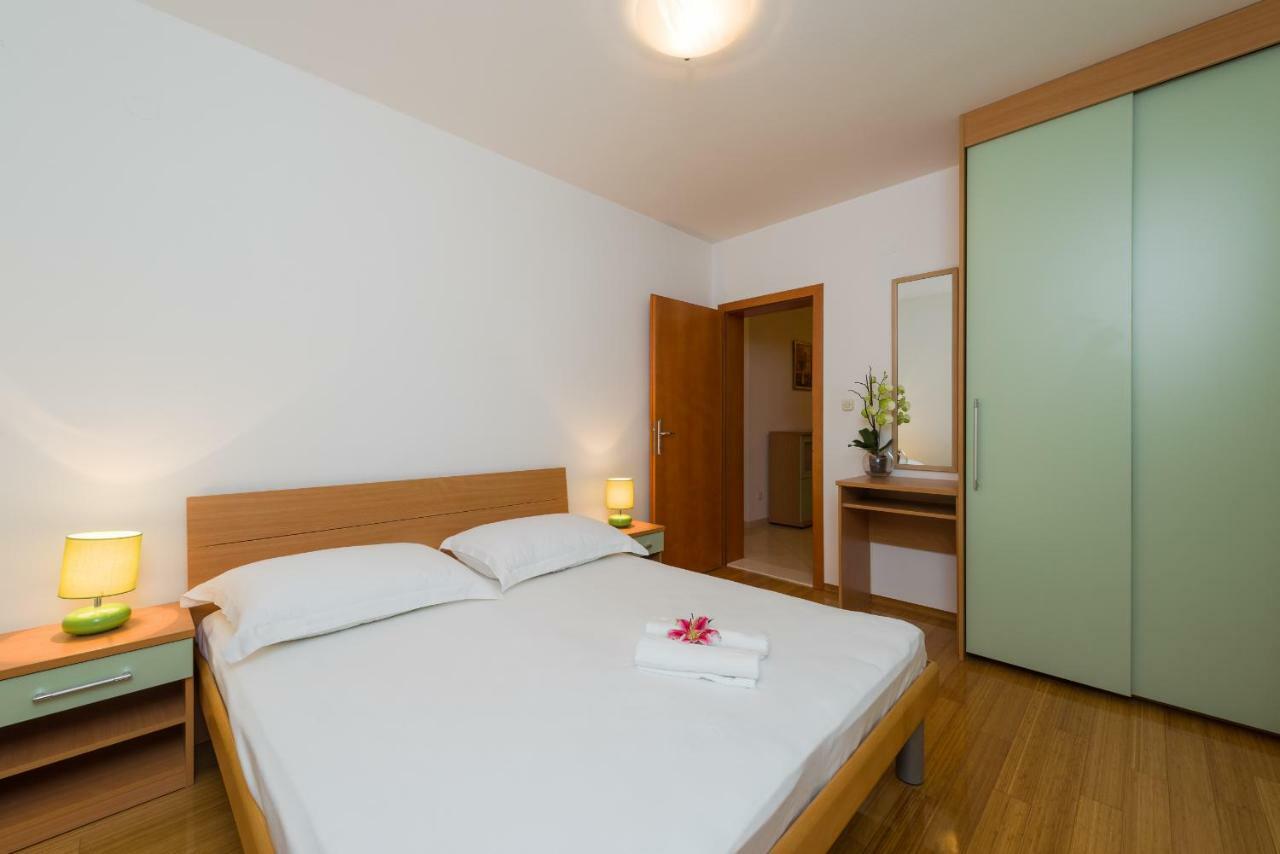 Apartments Villa Vallum Bol Ngoại thất bức ảnh